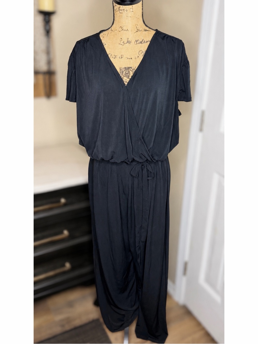 LuLaRoe Karen Black Wrap-Style Jumpsuit Women’s XL/2X New